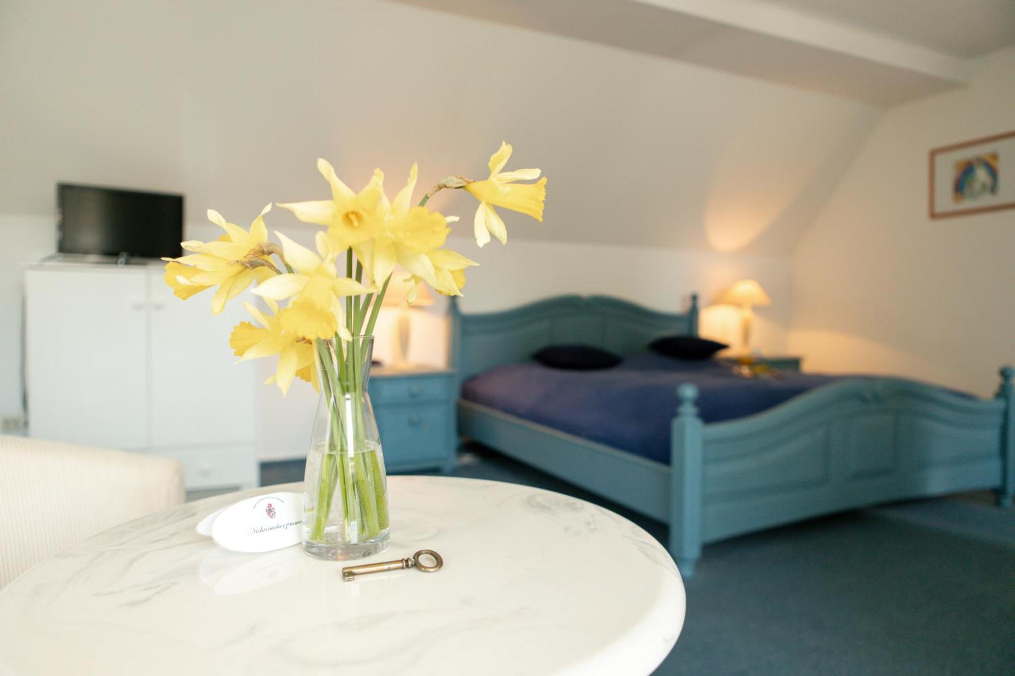 Boutique Hotel Gut Tribbevitz Neuenkirchen auf Rugen Ngoại thất bức ảnh
