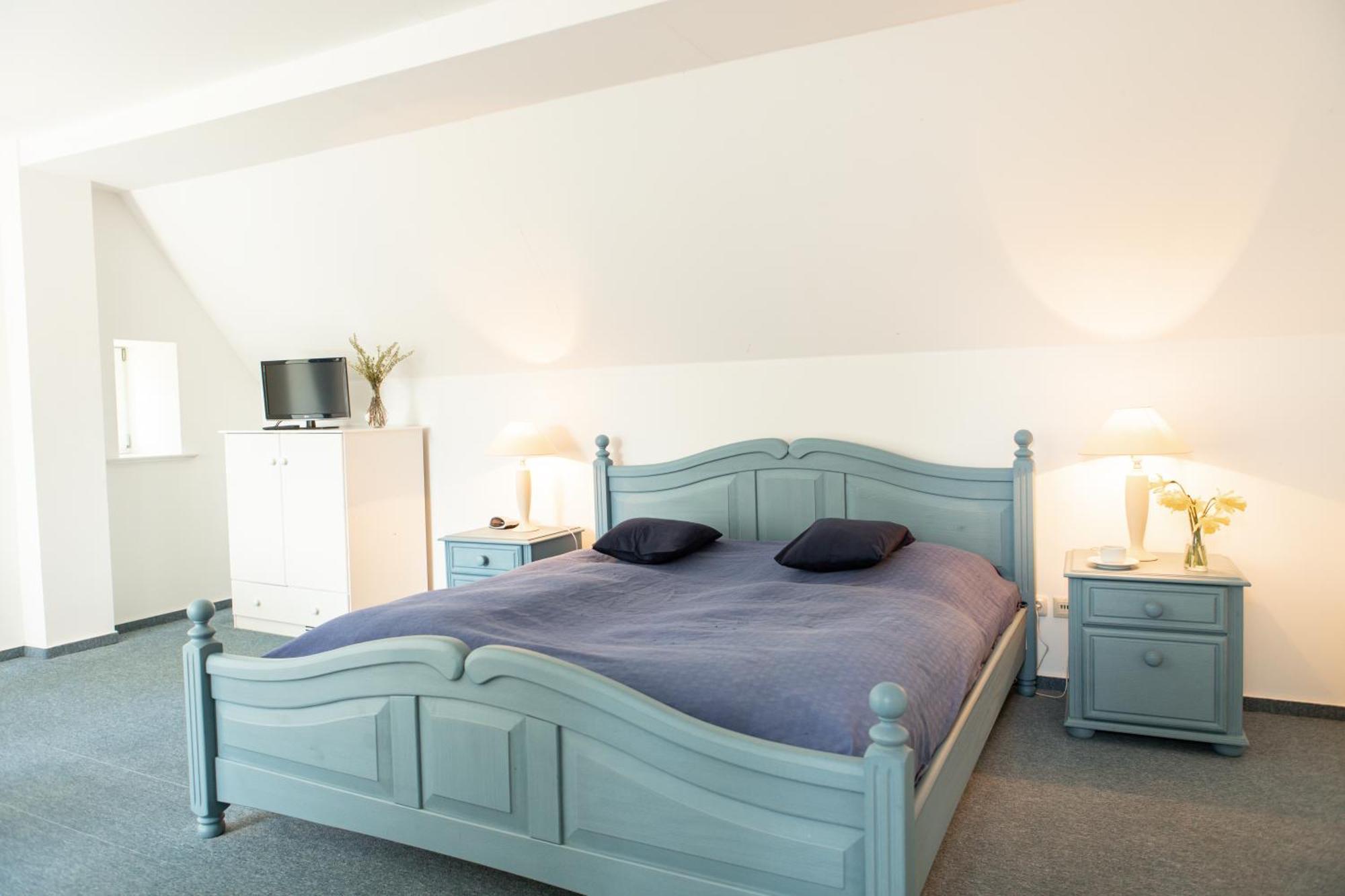 Boutique Hotel Gut Tribbevitz Neuenkirchen auf Rugen Ngoại thất bức ảnh